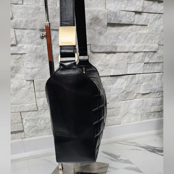Chanel Black Chocolate Bar LeatherShoulder - Picture 4 of 14